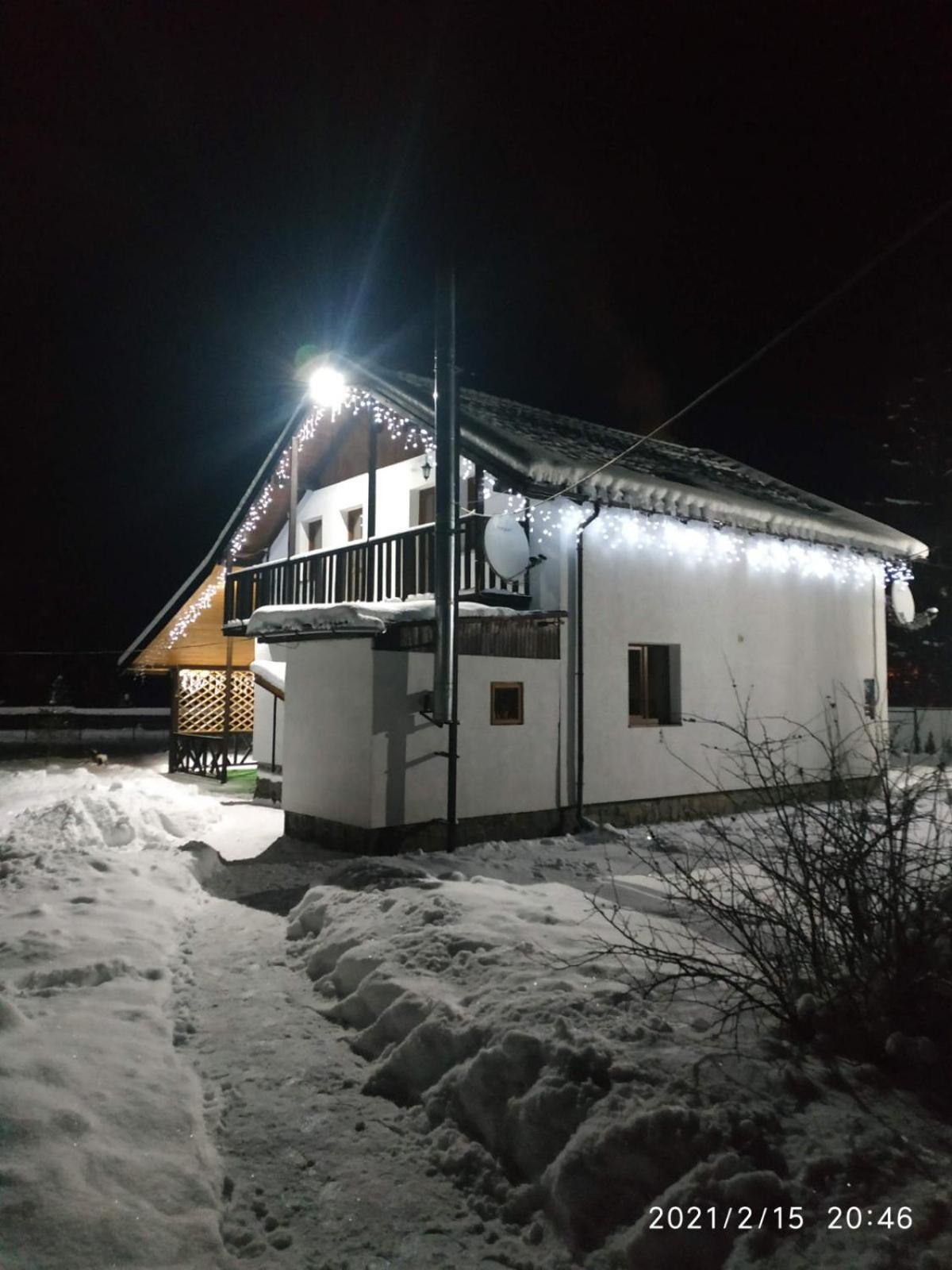 Pensjonat U Anastasii I Sofii Bilya Richki Mikuliczyn Pokój zdjęcie