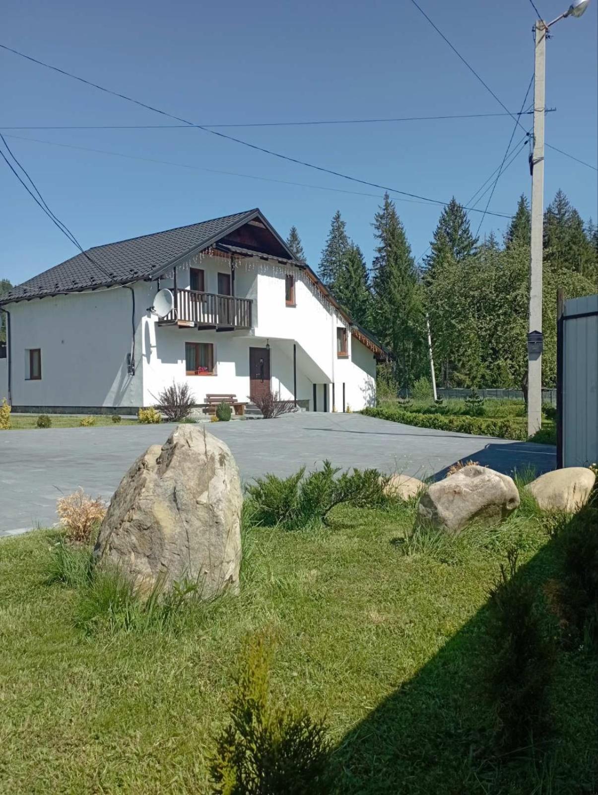 Pensjonat U Anastasii I Sofii Bilya Richki Mikuliczyn Pokój zdjęcie