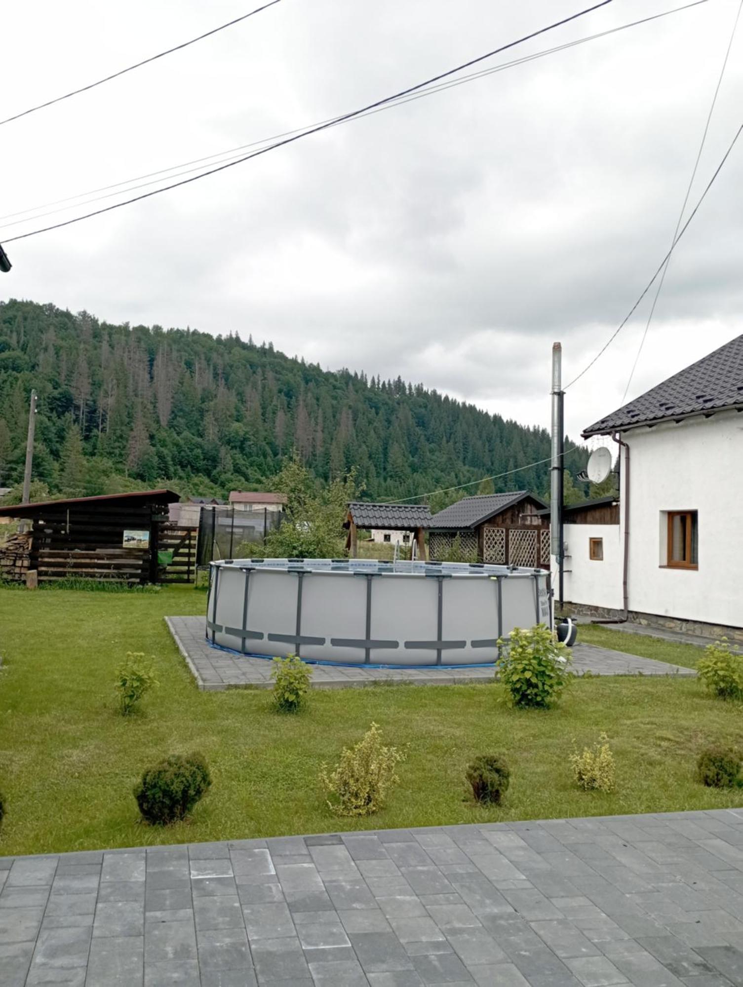 Pensjonat U Anastasii I Sofii Bilya Richki Mikuliczyn Zewnętrze zdjęcie